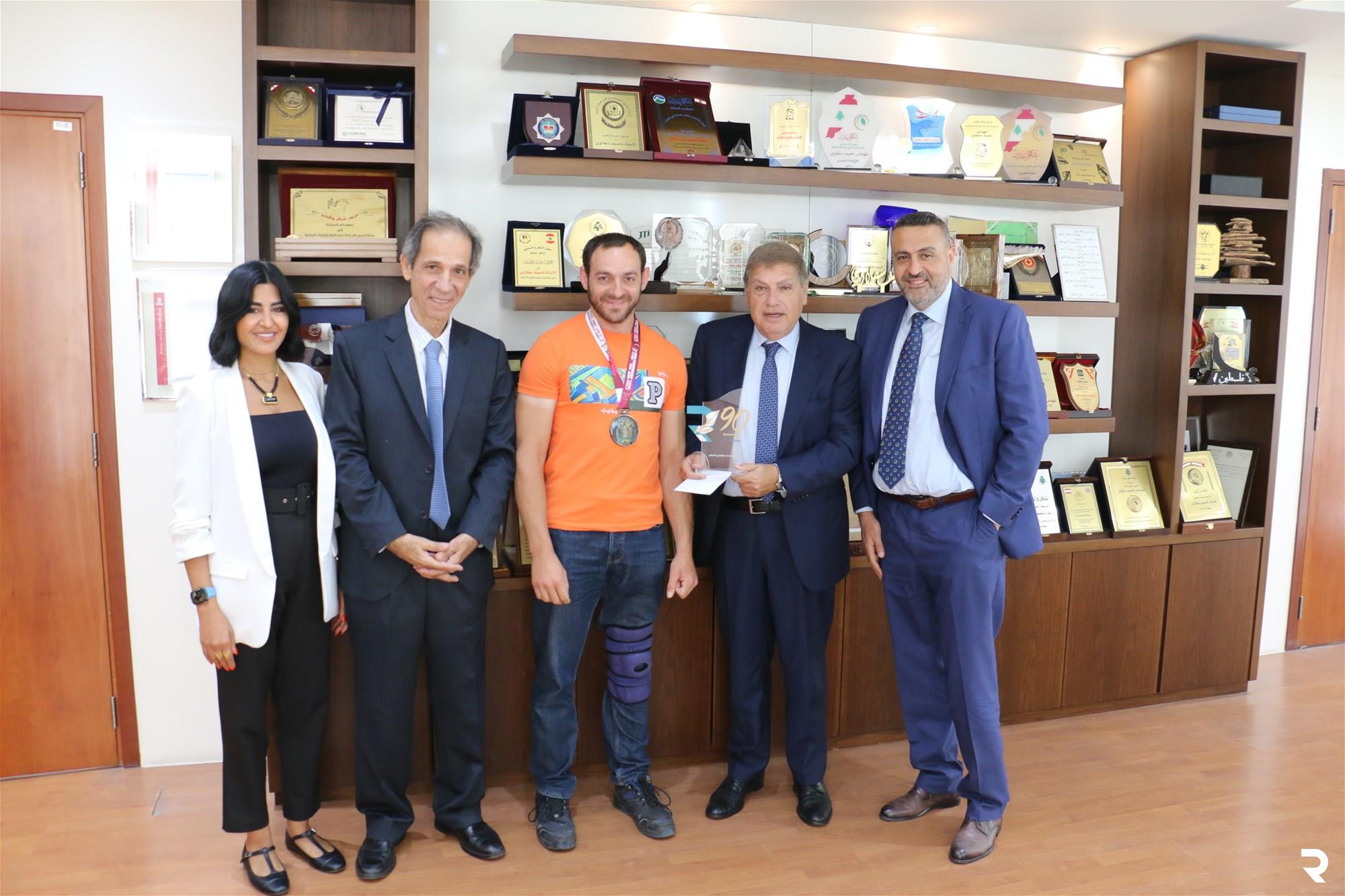 Seklawi honors Ahmed Traboulsi for bronze medal at World Weightlifting Championship 