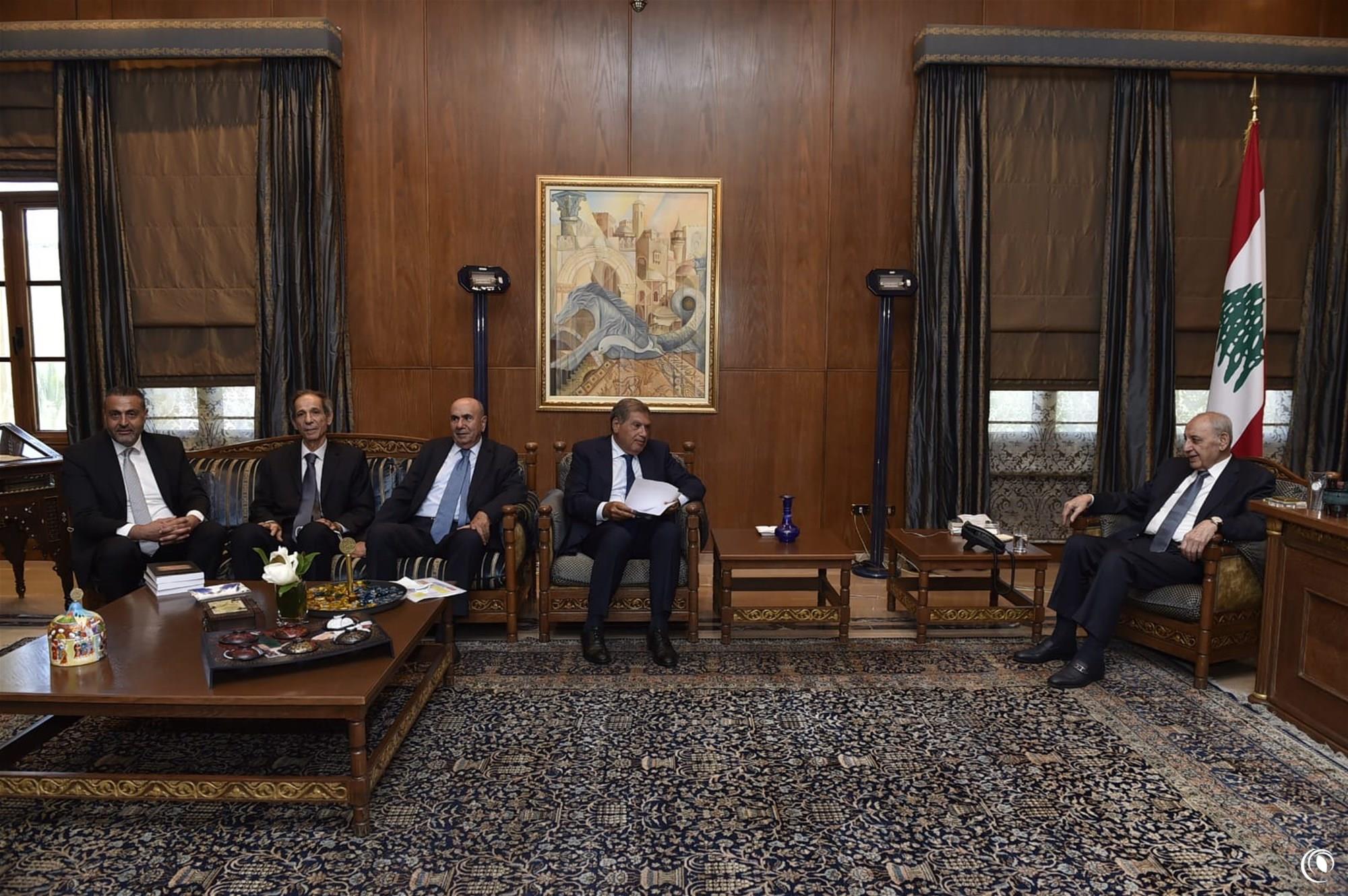 سقلاوي : ملتزمون بترجمة توجيهات الرئيس نبيه بري الى أفعال ونؤكد على إستمرار الدعم وتقديم كل ما يمكن لمساندة ومؤازرة المزارعين ، وإستشهاد 10 من مزارعي التبغ ليس مجرد رقم بل هو دليل على التضحيات التي لا زالت تقدم للحفاظ على شتلة الصمود