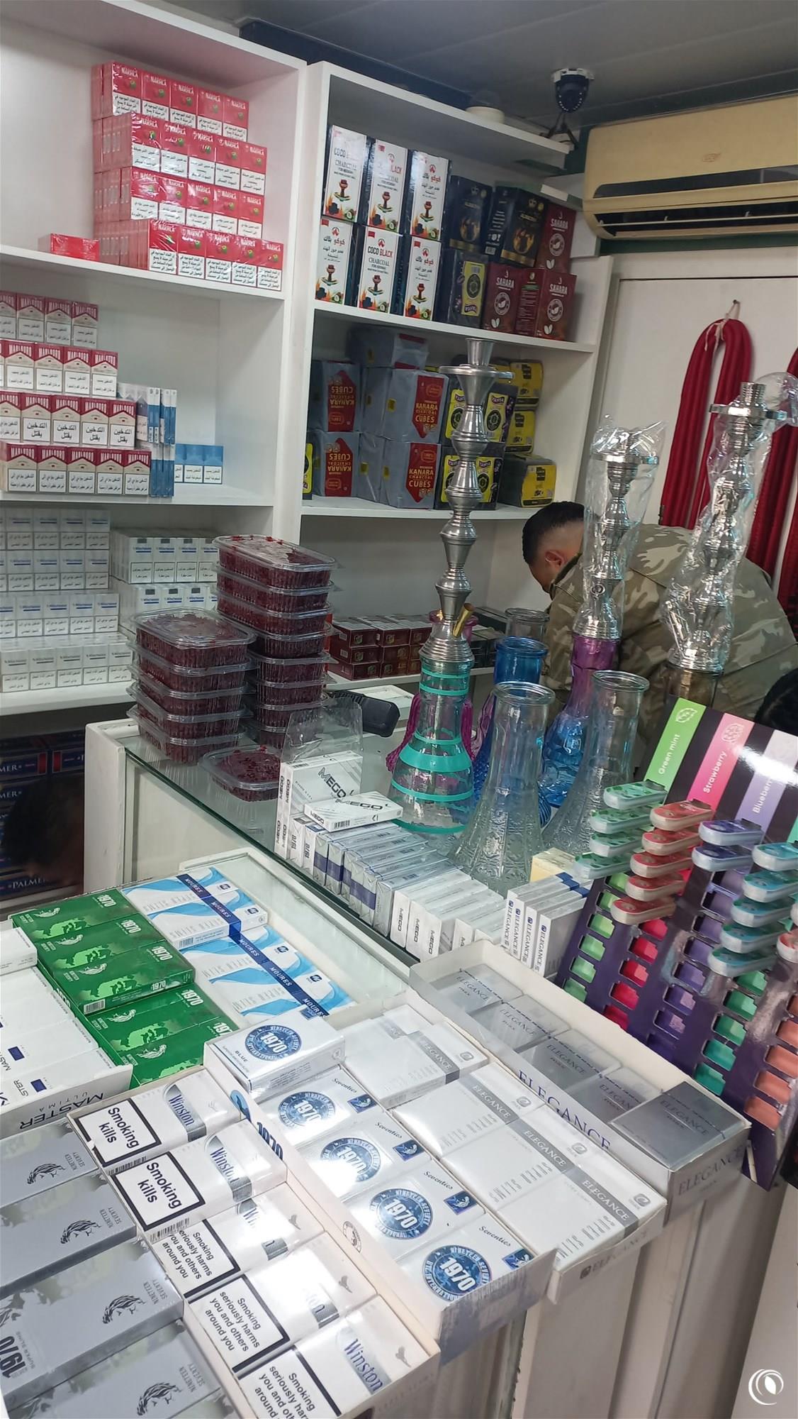 الريجي" ضبطت في طرابلس ومحيطها منتجات تبغية مهربة ومزورة 