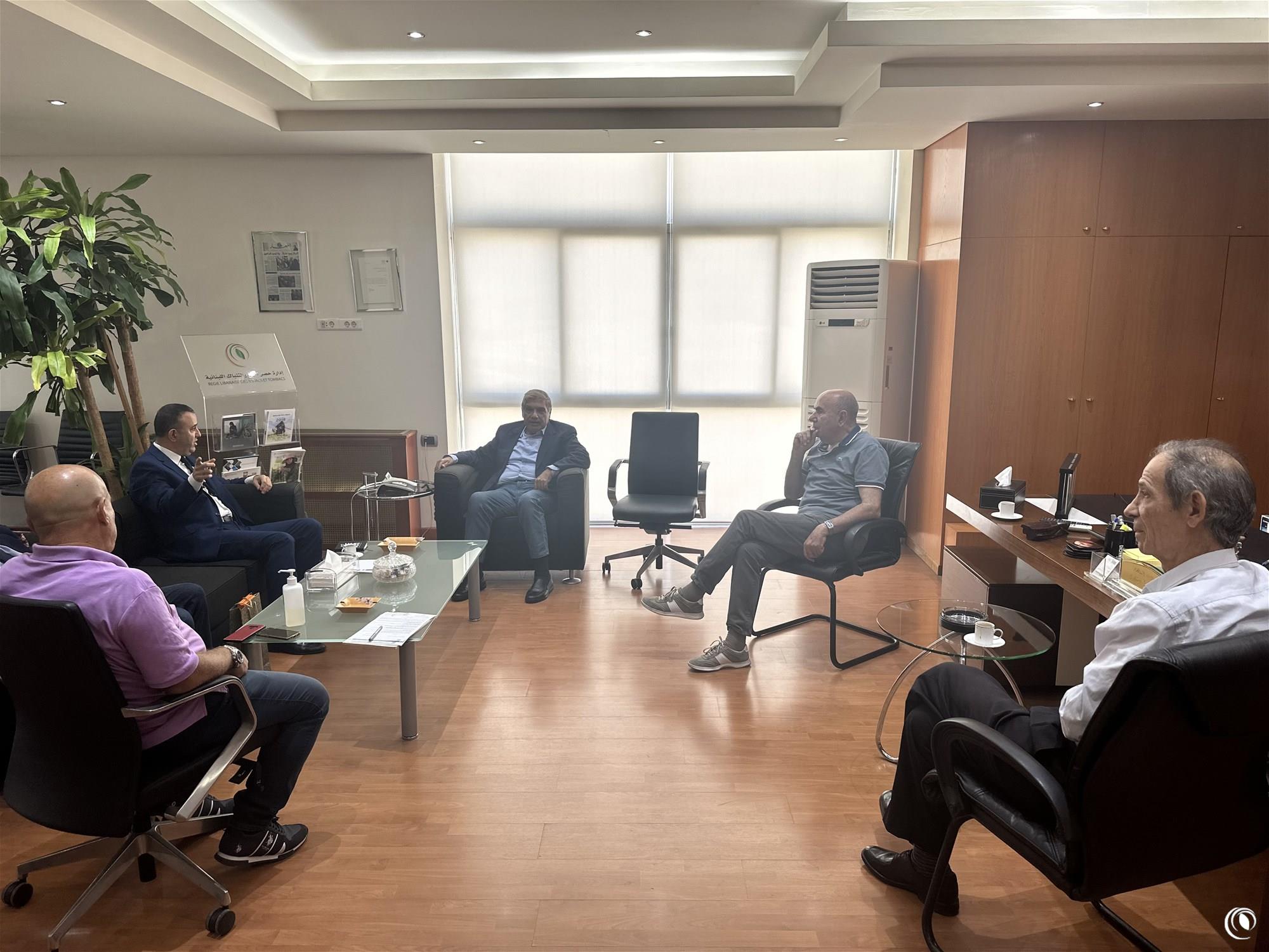 النائب أشرف بيضون نقلَ إلى سقلاوي "هواجس" المزارعين الجنوبيين: الوقوف إلى جانبهم ودعم صمودهم في ارضهم مخرز في عين العدو 