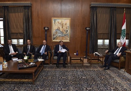 سقلاوي : ملتزمون بترجمة توجيهات الرئيس نبيه بري الى أفعال ونؤكد على إستمرار الدعم وتقديم كل ما يمكن لمساندة ومؤازرة المزارعين ، وإستشهاد 10 من مزارعي التبغ ليس مجرد رقم بل هو دليل على التضحيات التي لا زالت تقدم للحفاظ على شتلة الصمود